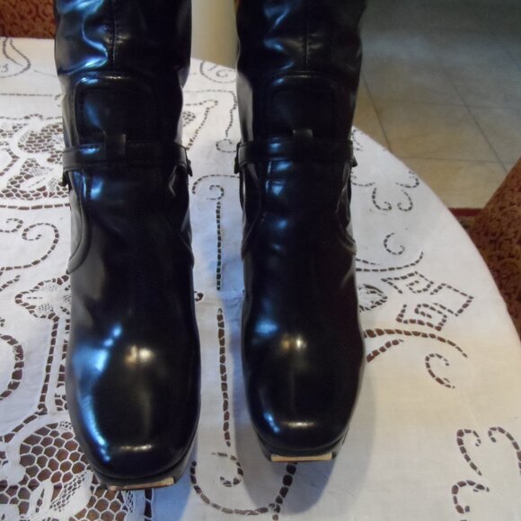 Gucci Black Leather Knee-High Platform Boots Size 39.5C - Picture 11 of 16